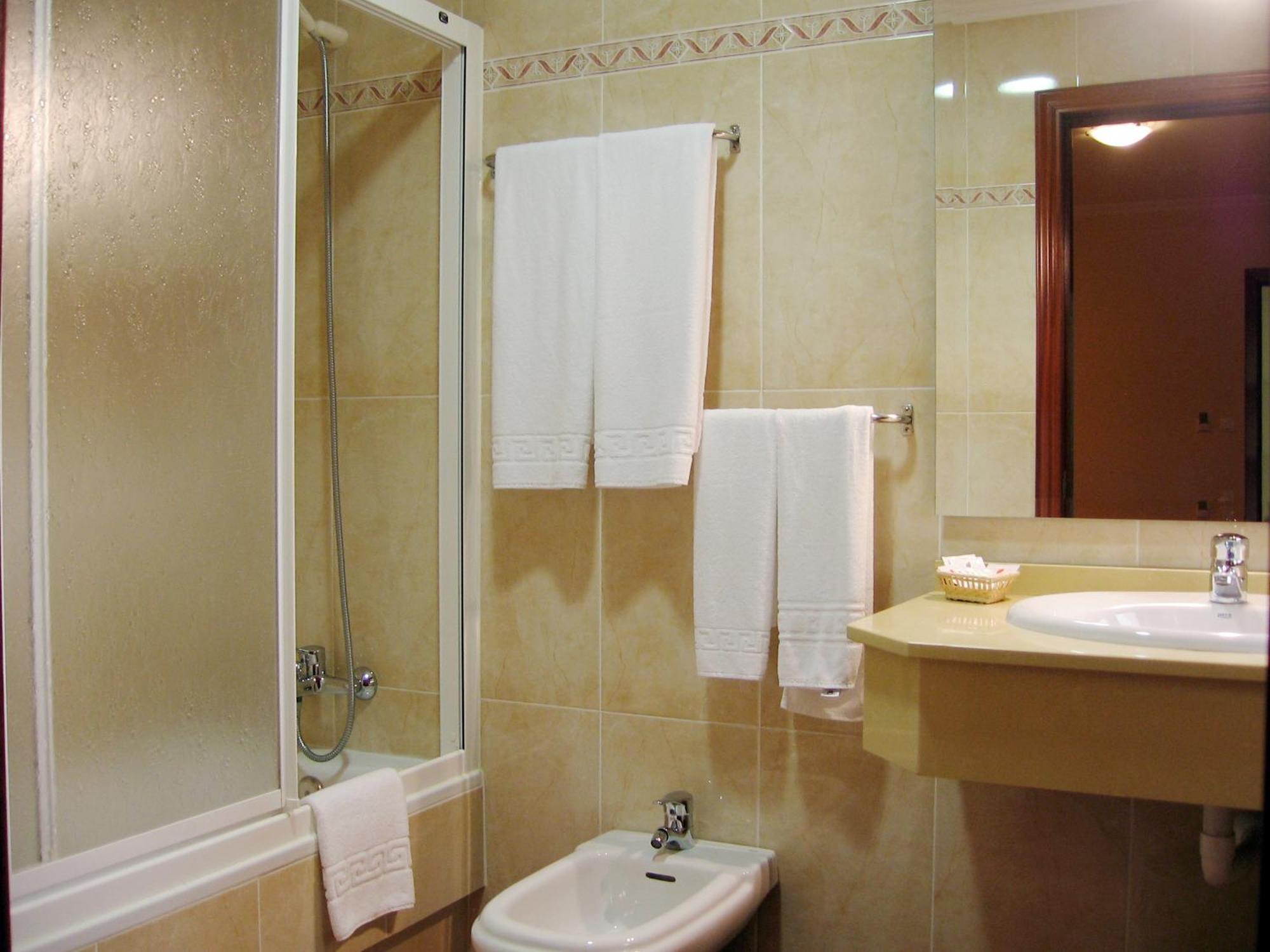 Superior Double or Twin Room,781204926:JPEG